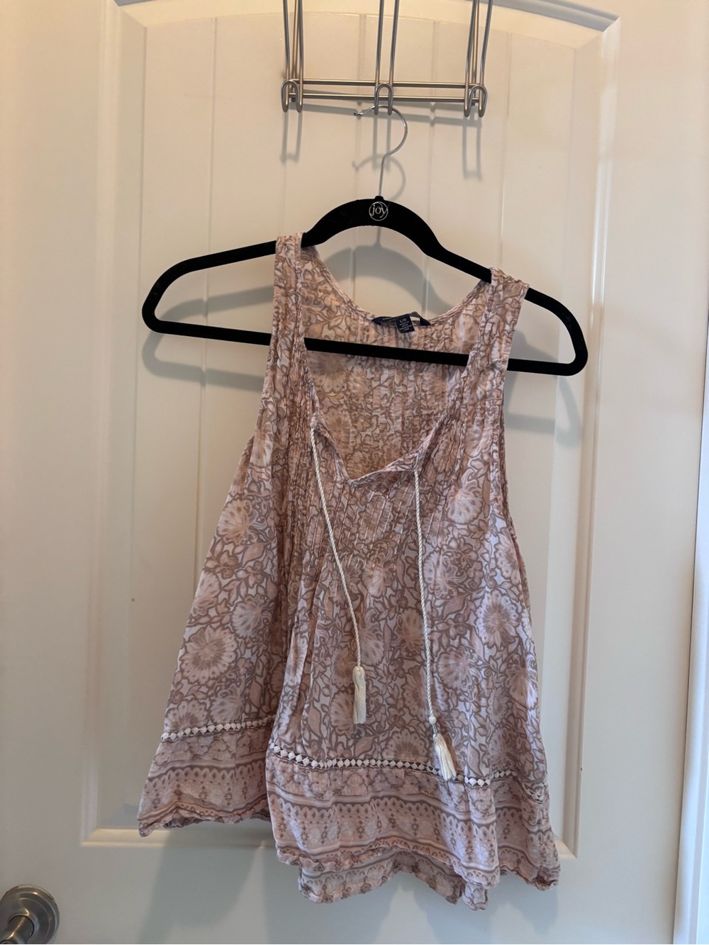 American Eagle Outfitters Pink Floral Sleeveless Boho Tank